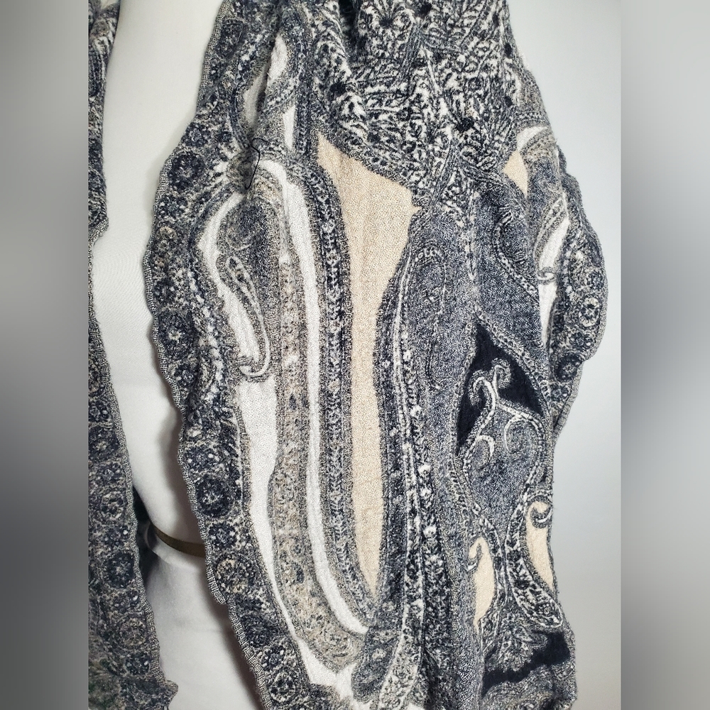Scarf - Picture 2 of 2